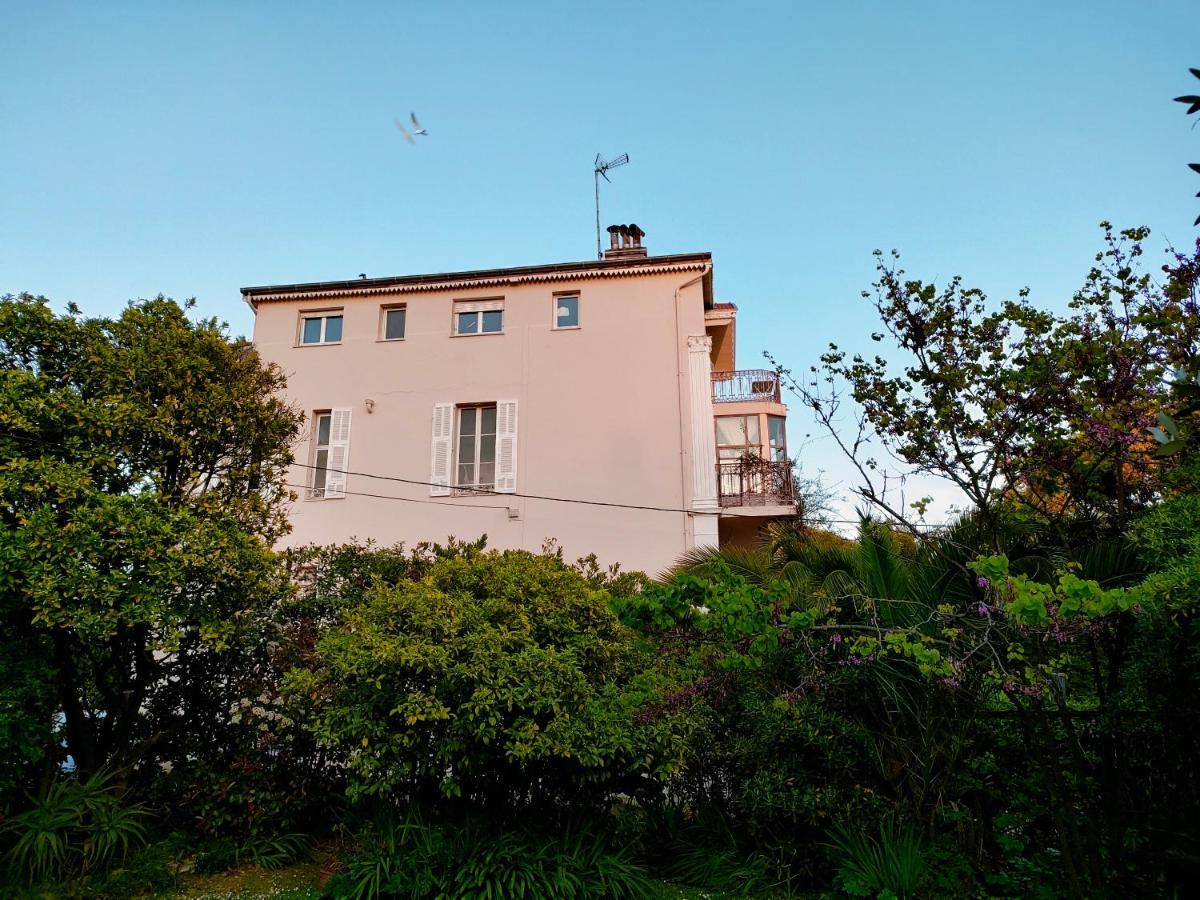 3 Rooms, 2 Bathrooms, In A Villa. Lightfull, Quiet And Charm Cannes Eksteriør billede